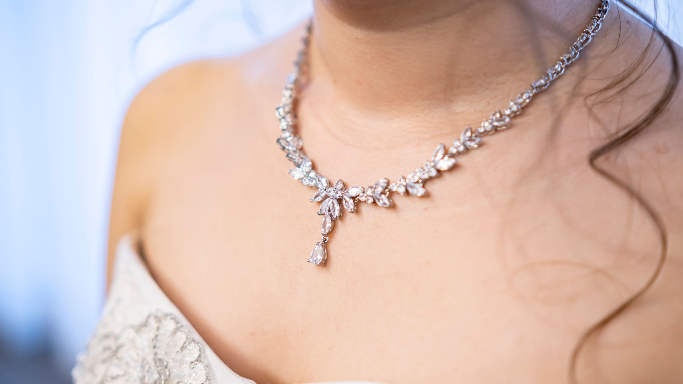 Timeless Wedding Jewelry Trends in 2025