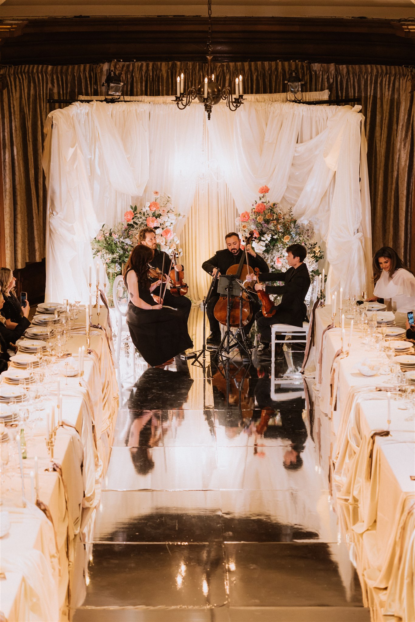 La Mariée Wedding Photo 13