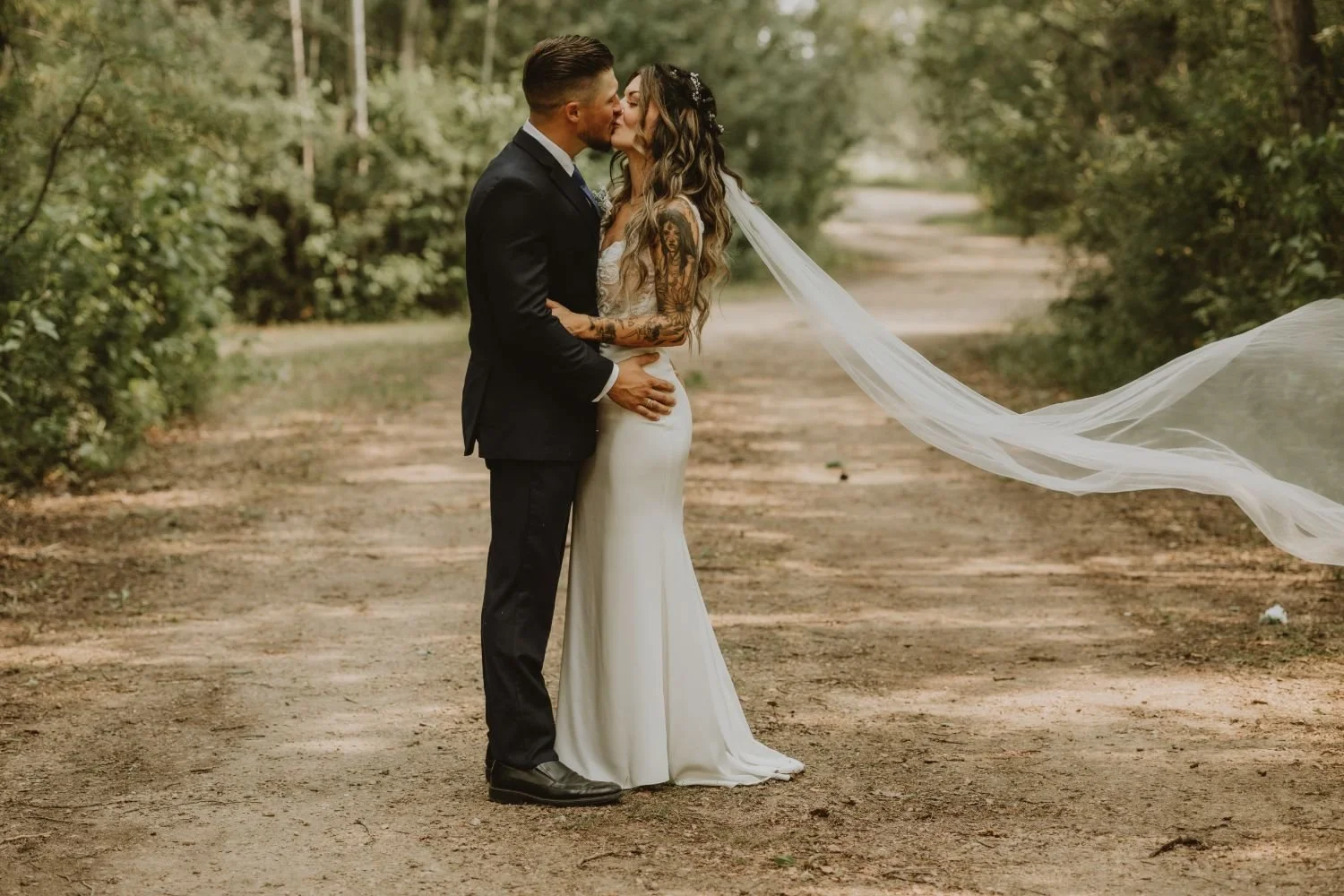 Courtney and Kade Wedding Photo 6