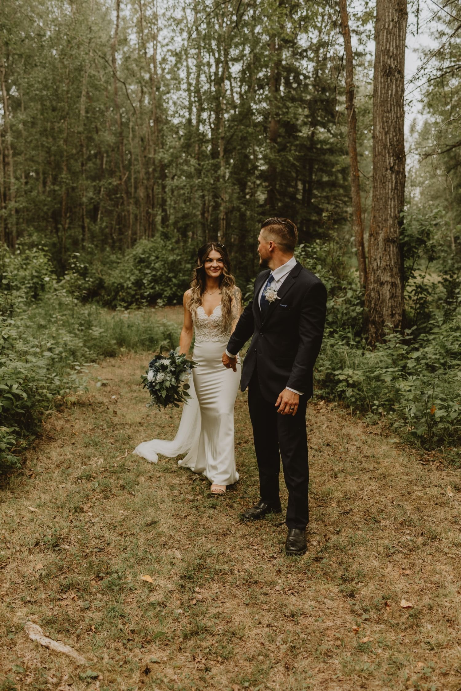 Courtney and Kade Wedding Photo 13