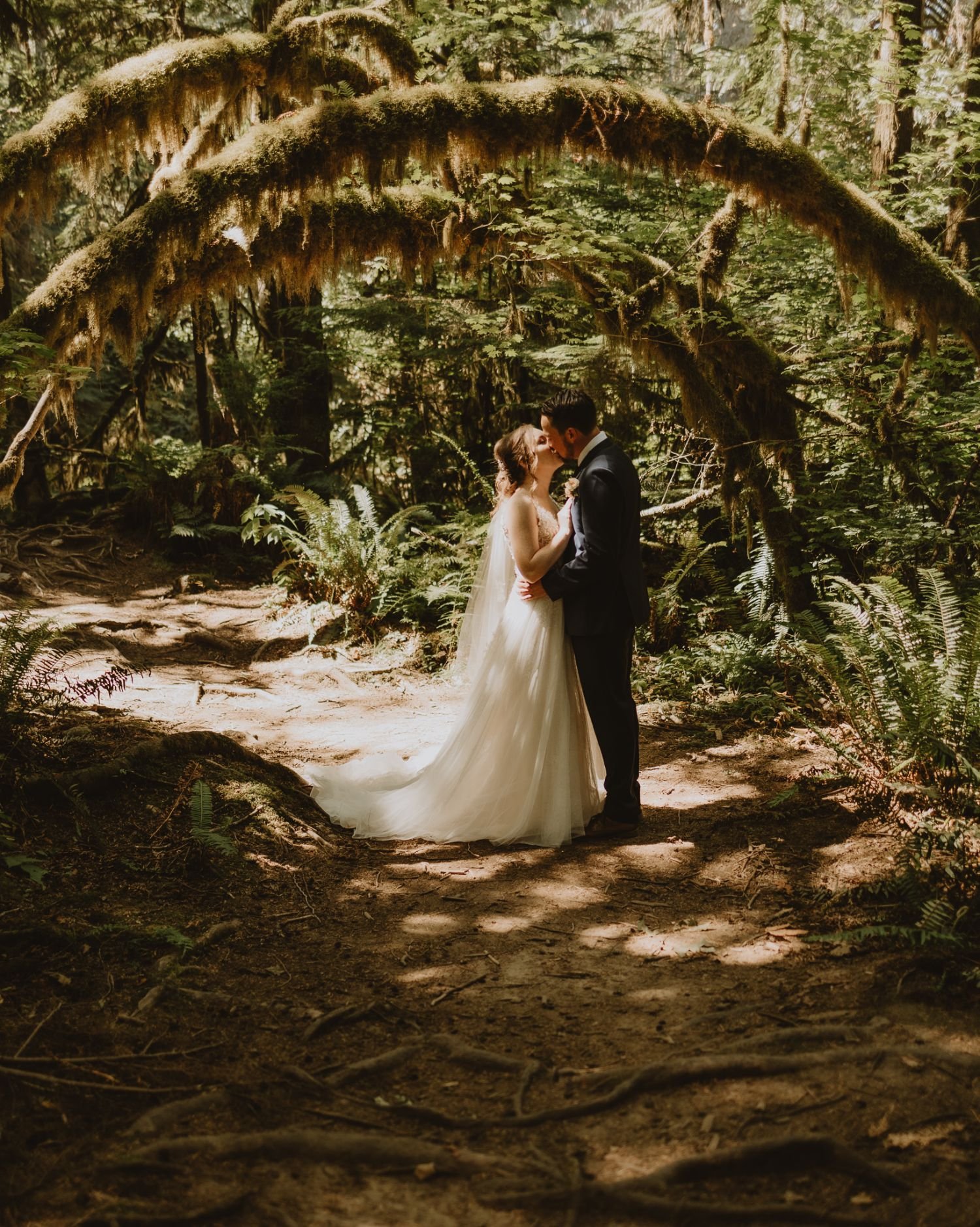 Danielle and Jeremy Wedding Photo 10