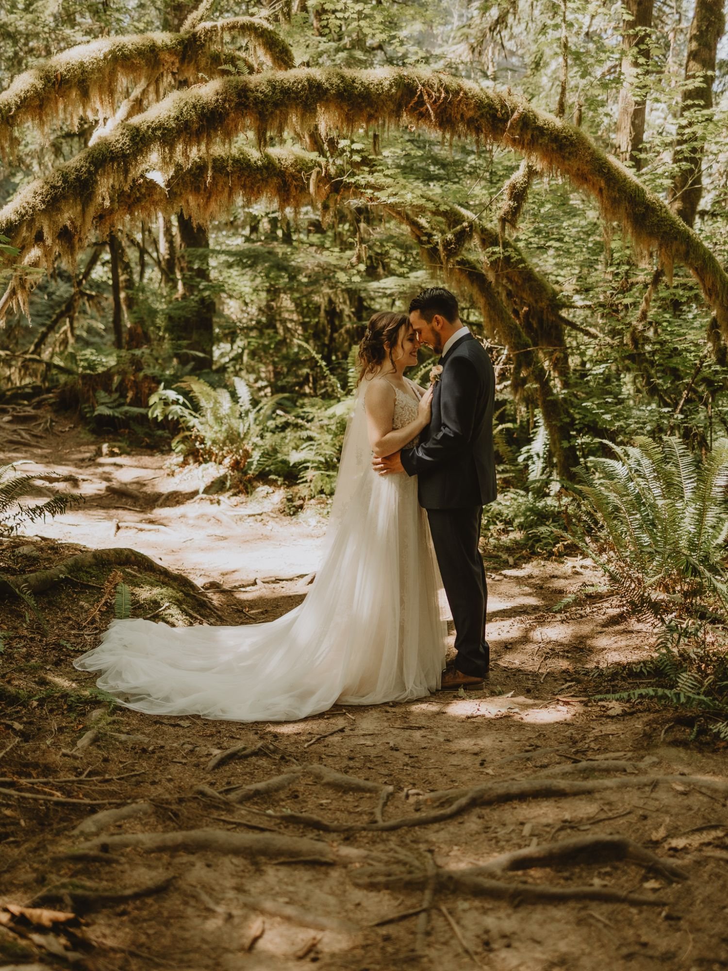 Danielle and Jeremy Wedding Photo 12