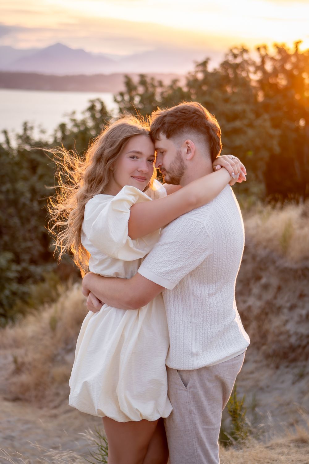 Wild Hearts and Intimate Journeys: A PNW Couples Showcase Wedding Photo 10