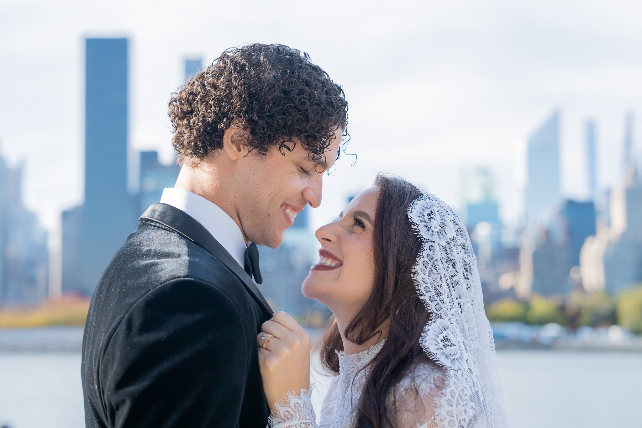 Samantha and Aaron: Autumnal Artistry at South Sound Studios Wedding Photo 6