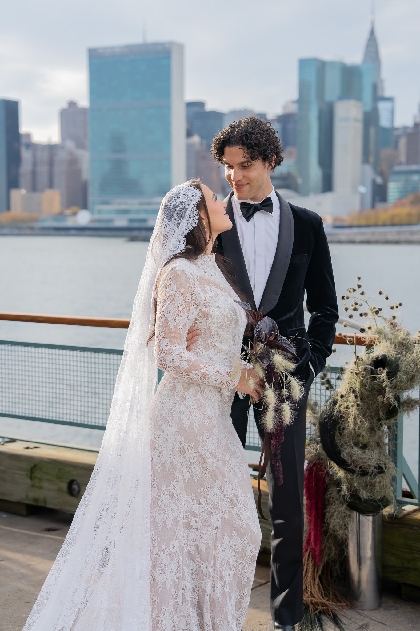 Samantha and Aaron: Autumnal Artistry at South Sound Studios Wedding Photo 7