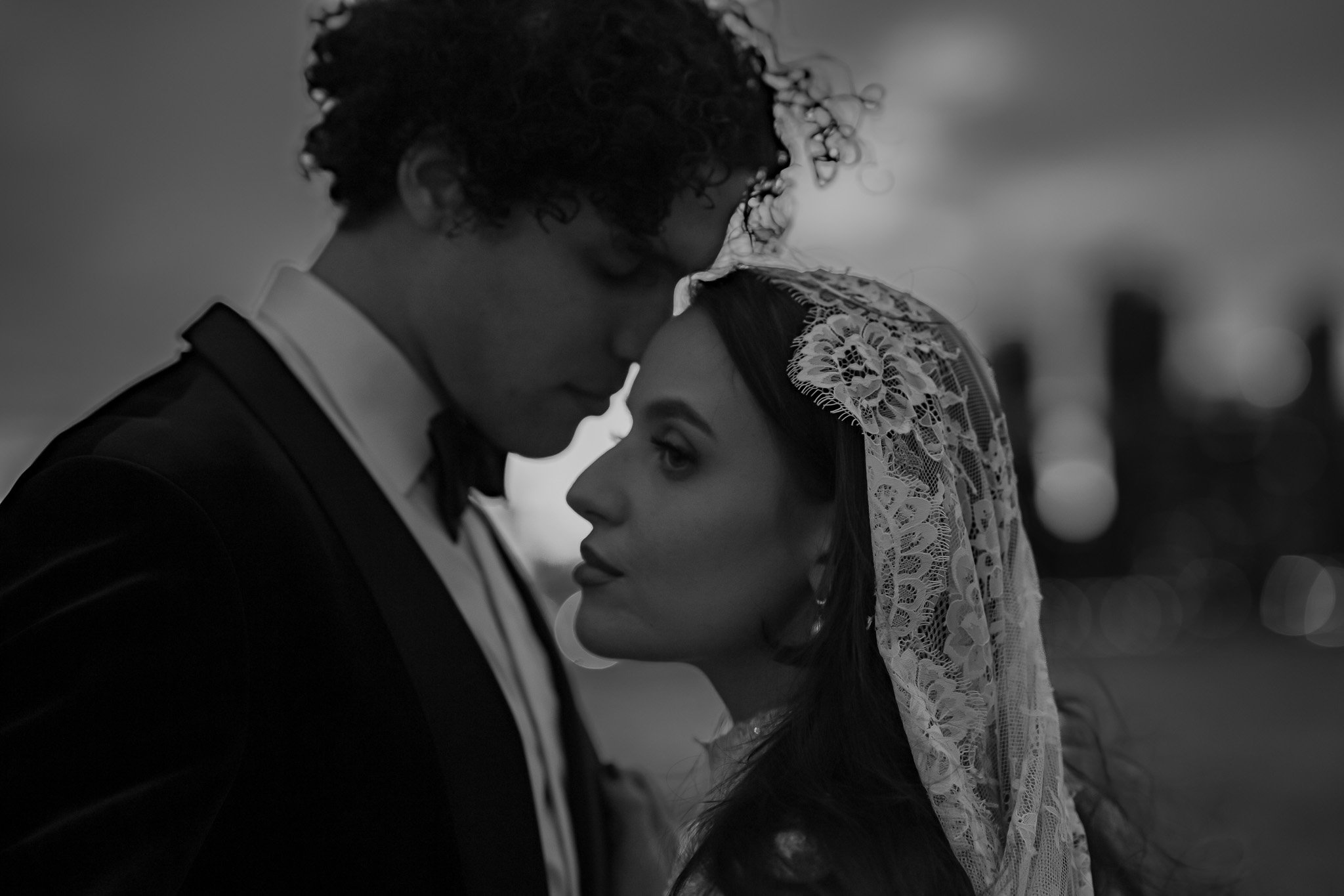 Samantha and Aaron: Autumnal Artistry at South Sound Studios Wedding Photo 15