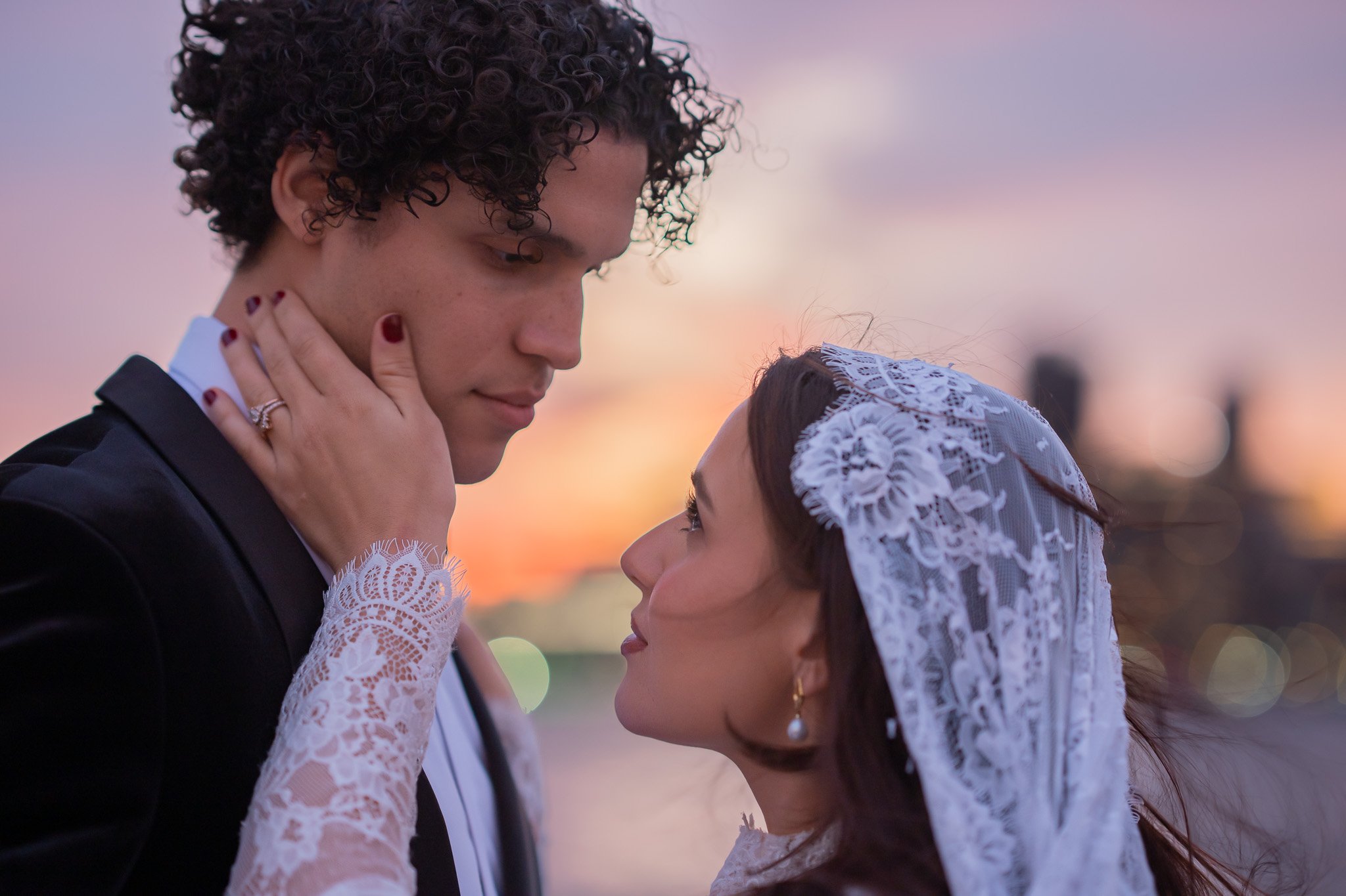 Samantha and Aaron: Autumnal Artistry at South Sound Studios Wedding Photo 14