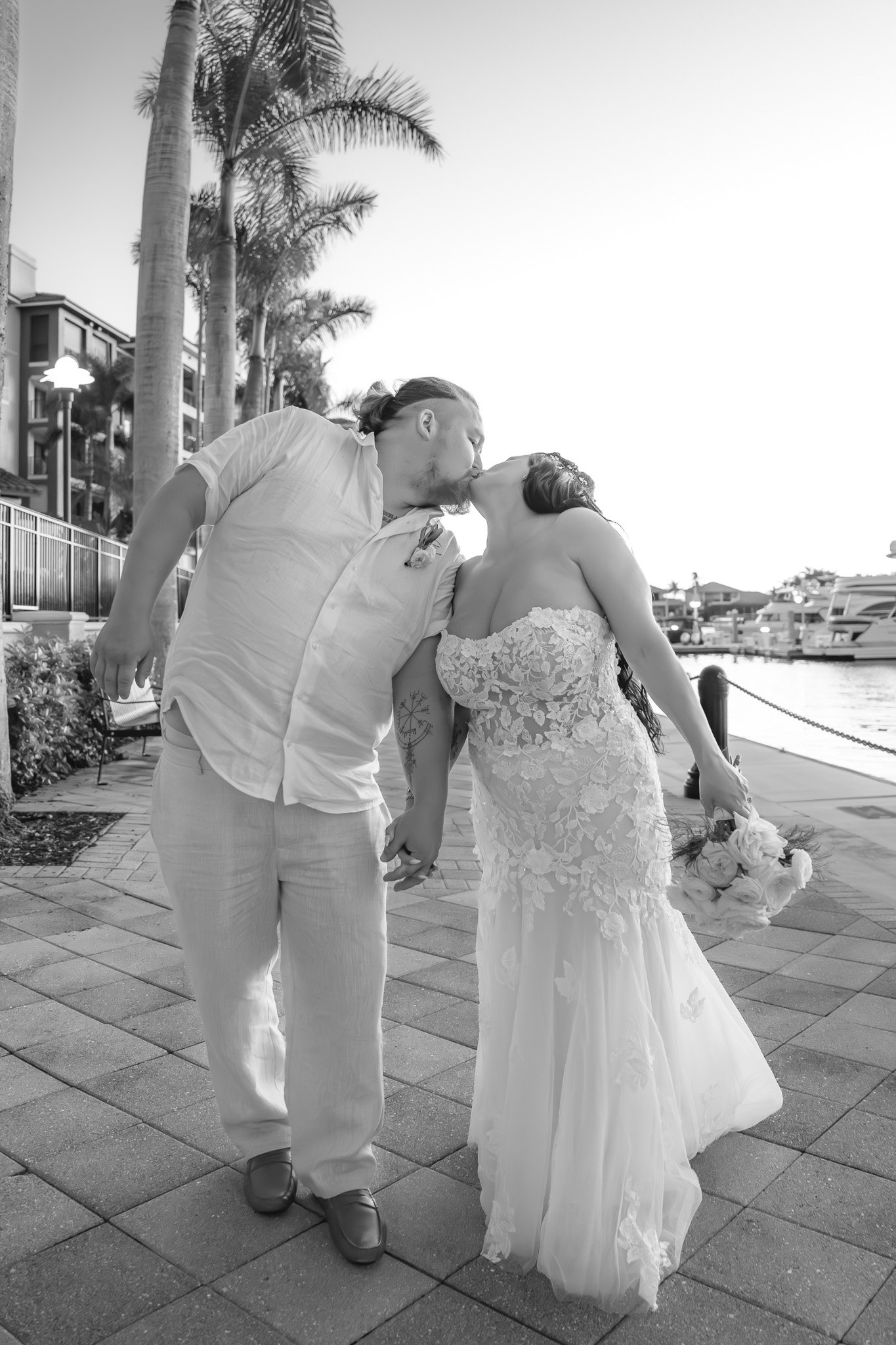 Sarah and Jose: Coastal Sophistication on Marco Island Wedding Photo 5