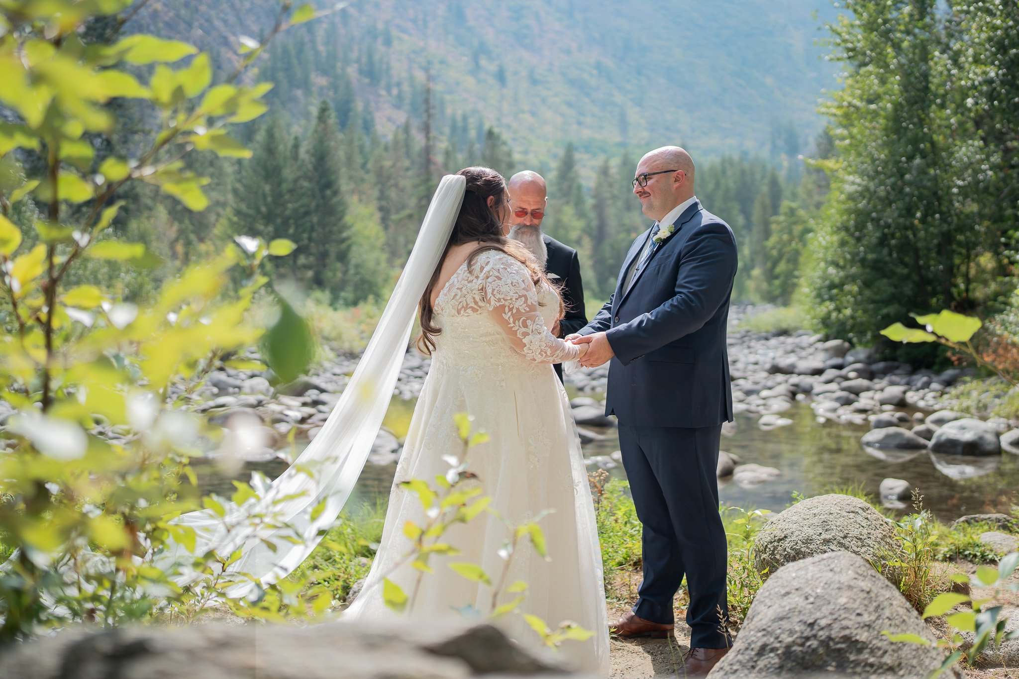 Victoria and Royce: A Storybook Elopement in Alpine Leavenworth