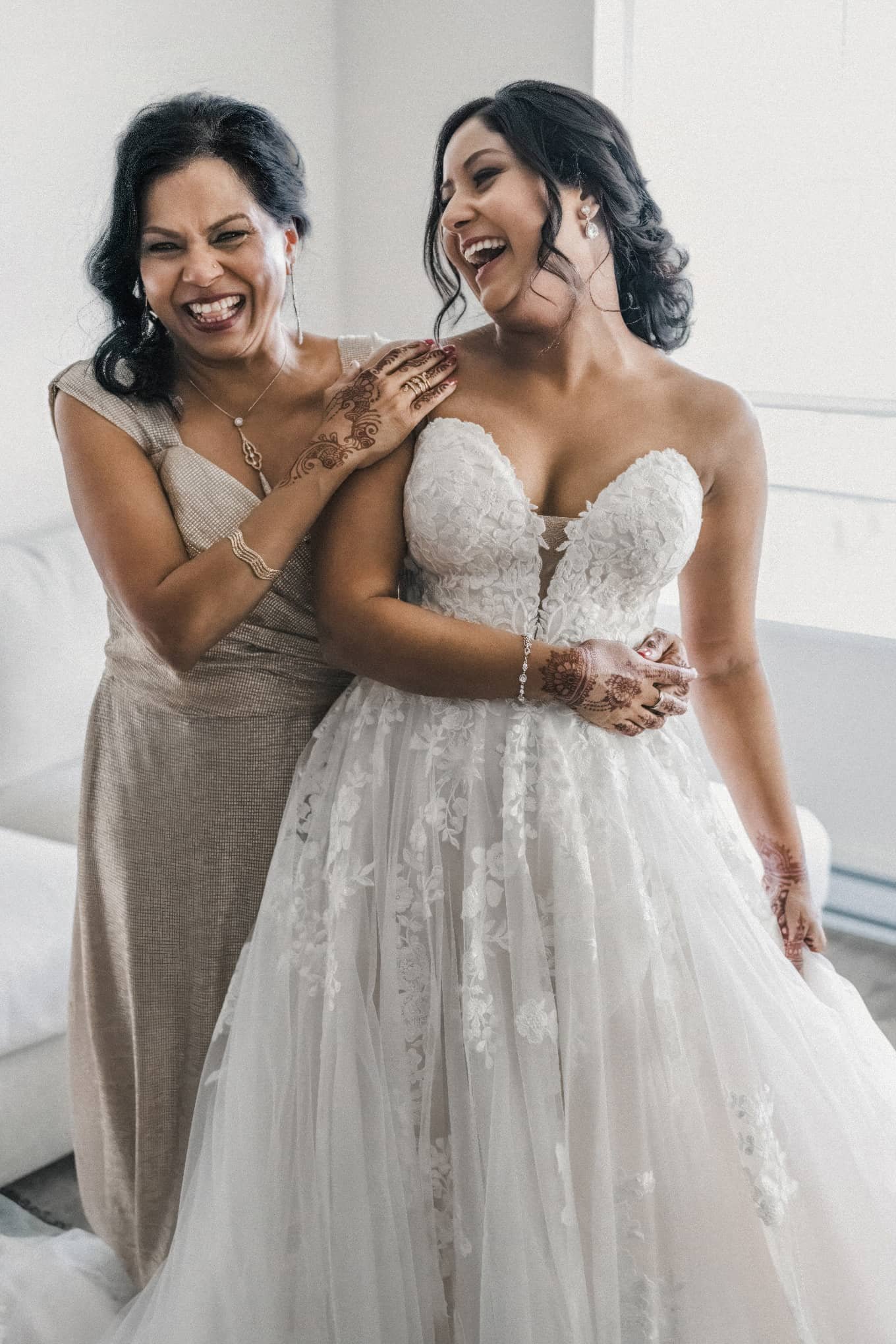 Vancouver Wedding Stories: Authentic and Artistic Moments Wedding Photo 8