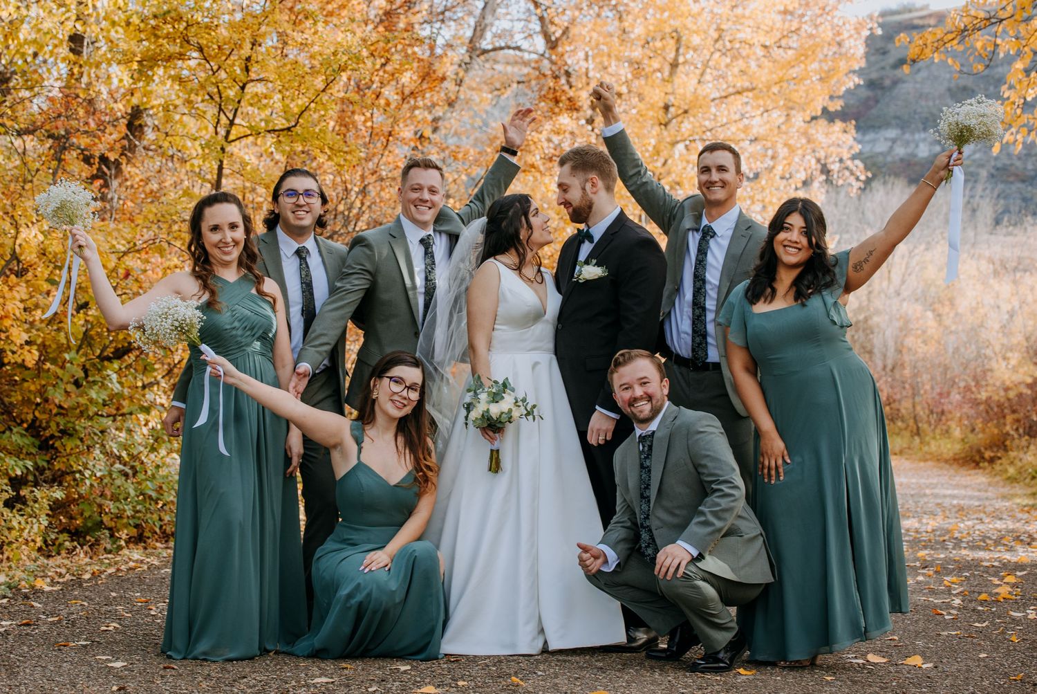 Sincere Moments: A Heartfelt Drumheller Wedding Showcase