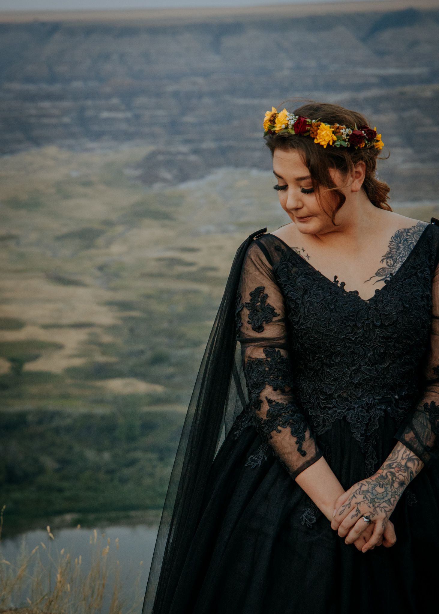 Golden Hour Magic in the Alberta Wild Wedding Photo 5