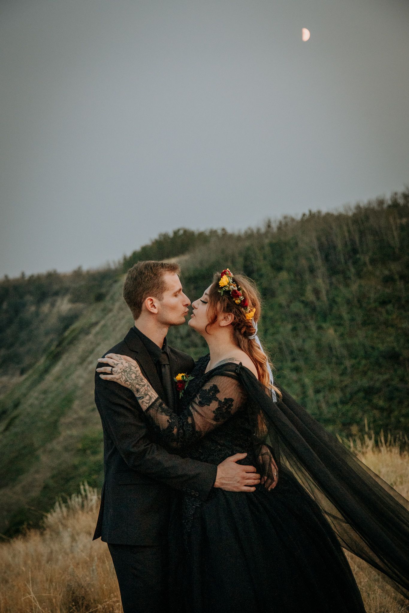 Golden Hour Magic in the Alberta Wild Wedding Photo 15